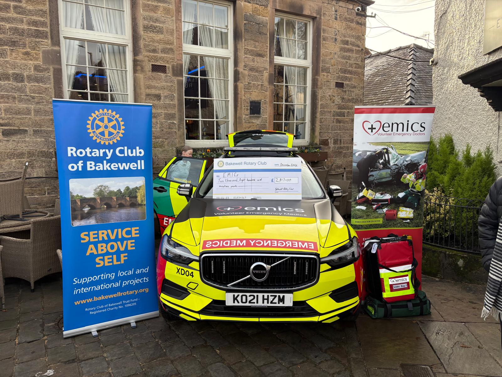 EMICS volunteers at a fundraising event