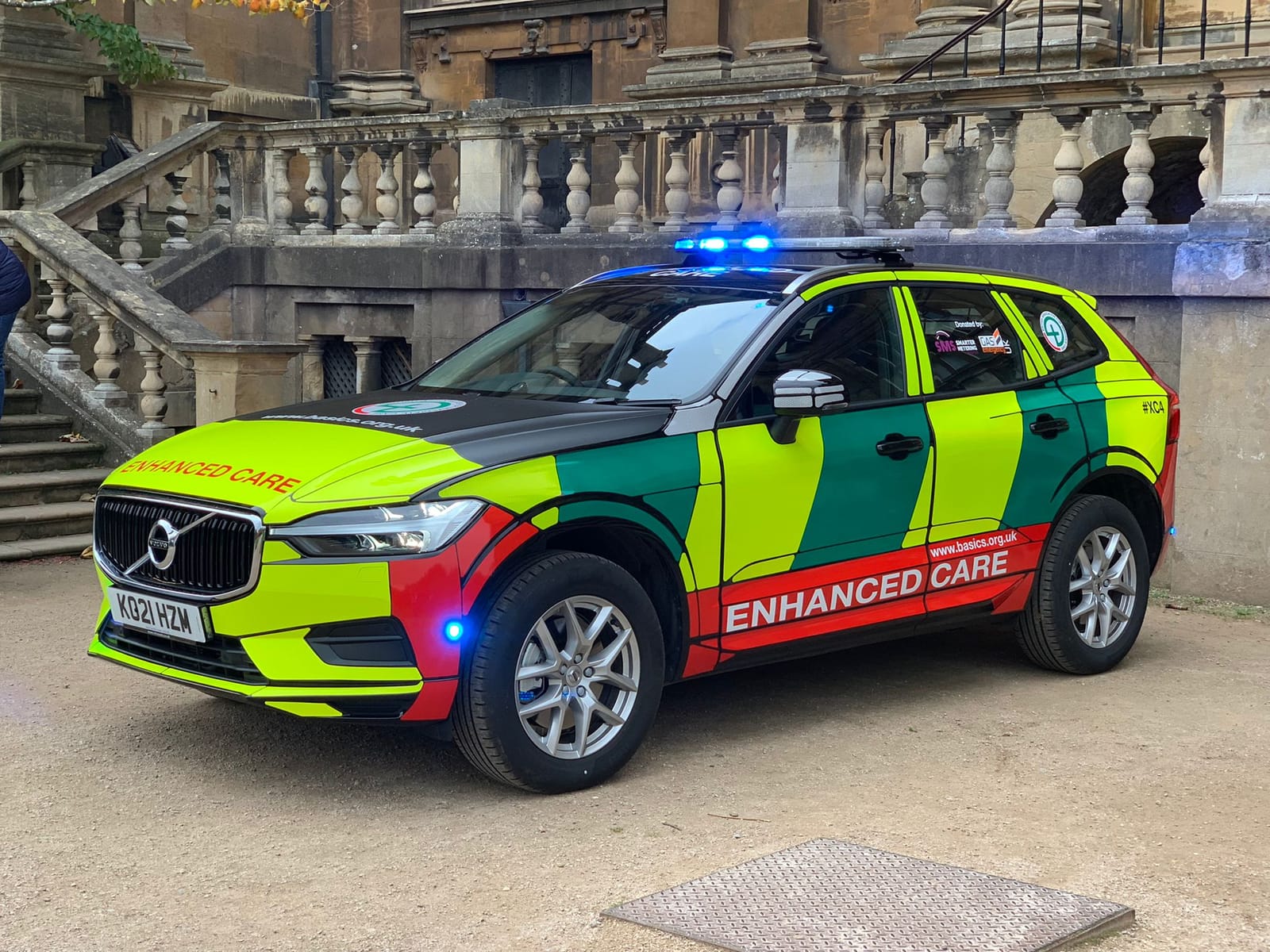 EMICS Critical Care Car