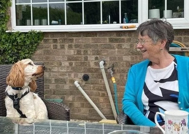 Rutland dog trainer raises over £1,250 for EMICS in mother’s memory 