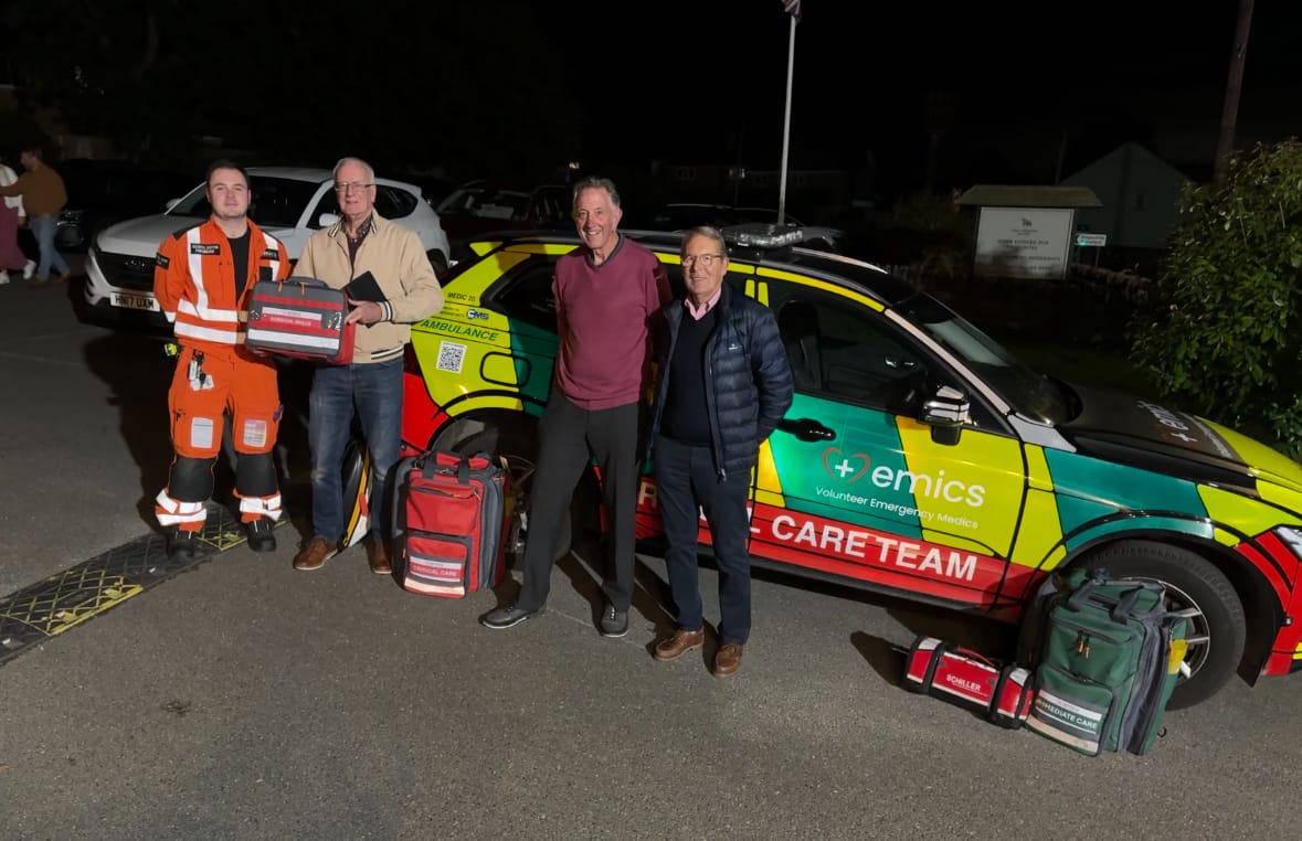 Stamford XT 41 Club donates £2,850 to fund specialised medical equipment